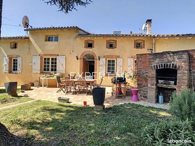 Maison de village 7 pièces 232 m²