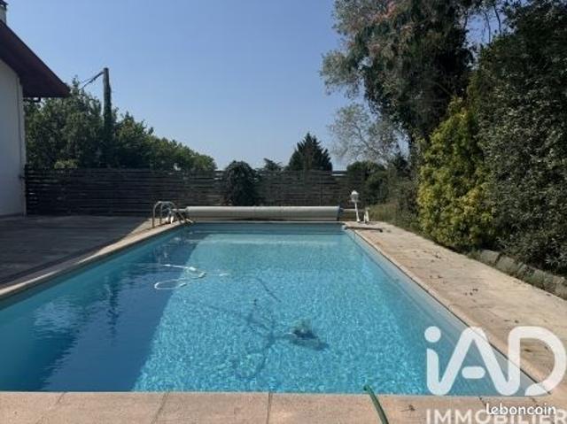 Maison de village 7 pièces 240 m²
