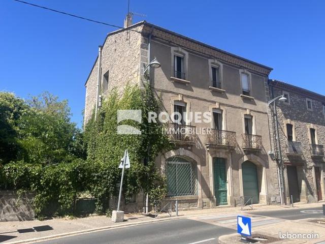 Maison de village 7 pièces 240 m²
