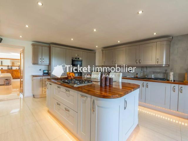 Maison de village 7 pièces 250,47m² 250m² Saint Marcel sur Aude