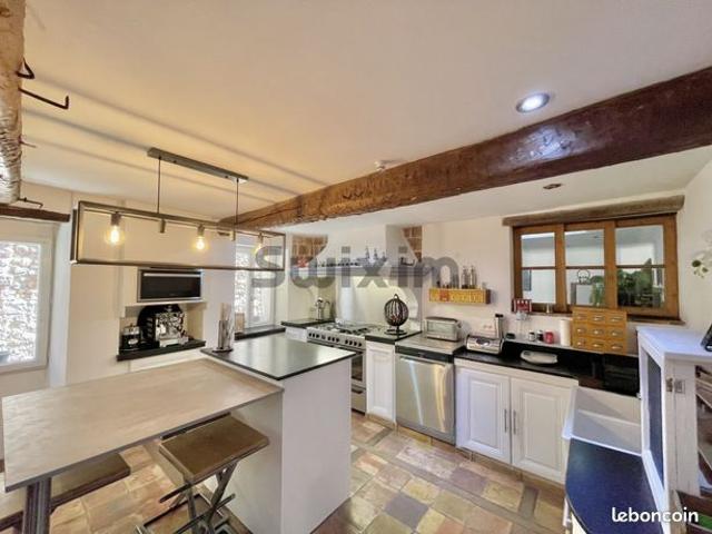 Maison de village 7 pièces 250 m²