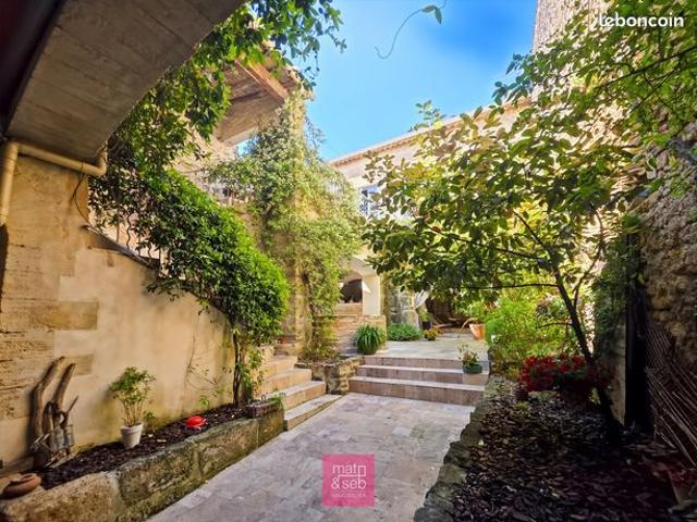 Maison de village 7 pièces 260 m²