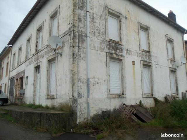 Maison de village 7 pièces 275 m²
