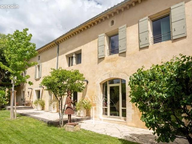 Maison de village 7 pièces 310 m²