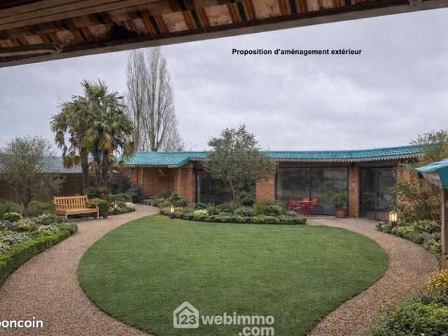 Maison de village 7 pièces 377 m²