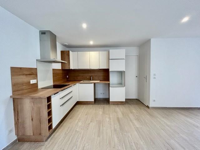 MAISON DE VILLAGE 87.64 m² COMMUNAY