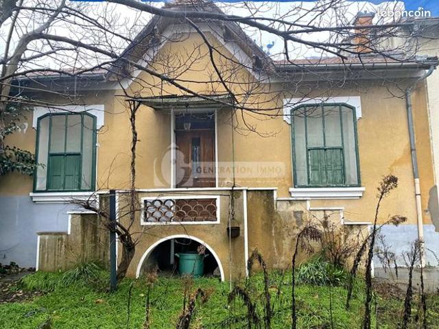 Maison de village 8 pièces 140 m²