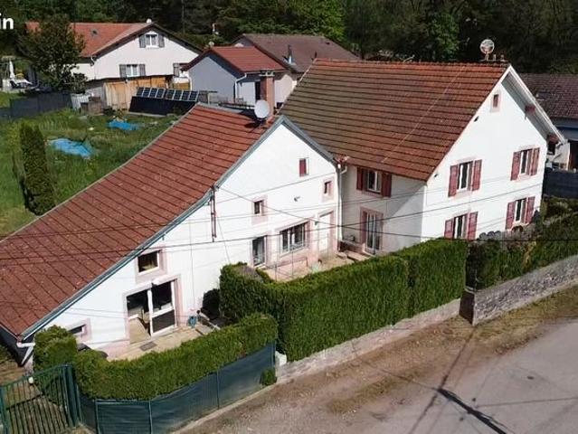 Maison de village 8 pièces 140 m²
