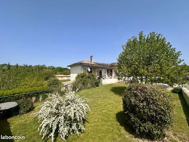 Maison de village 8 pièces 141 m²