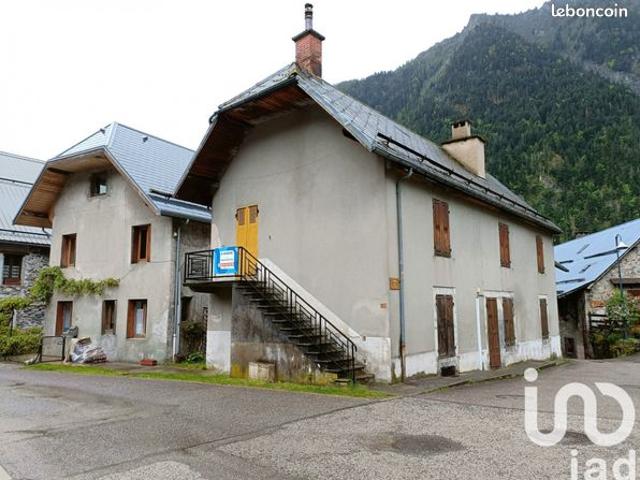 Maison de village 8 pièces 151 m²