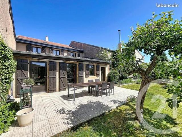 Maison de village 8 pièces 152 m²