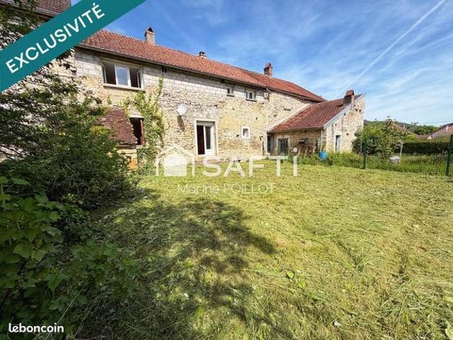 Maison de village 8 pièces 160 m²