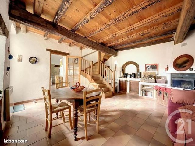 Maison de village 8 pièces 164 m²
