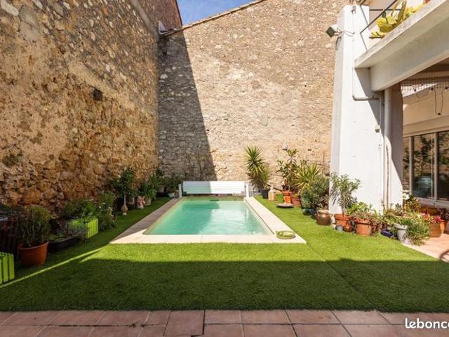 Maison 8 pièces 165 m²