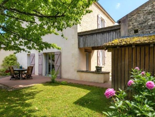 Maison de village 8 pièces 168 m²
