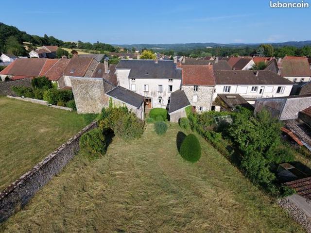 Maison de village 8 pièces 170 m²