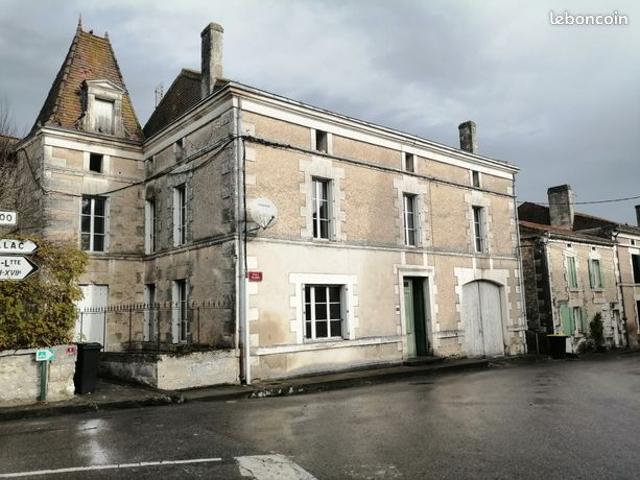 Maison de village 8 pièces 170 m²