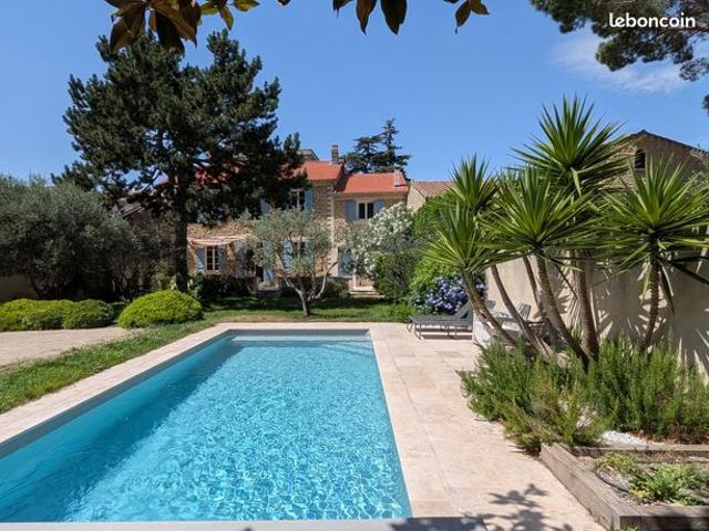 Maison de village 8 pièces 191 m²