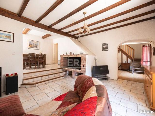 Maison de village 8 pièces 193 m²