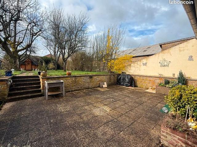 Maison de village 8 pièces 194 m²