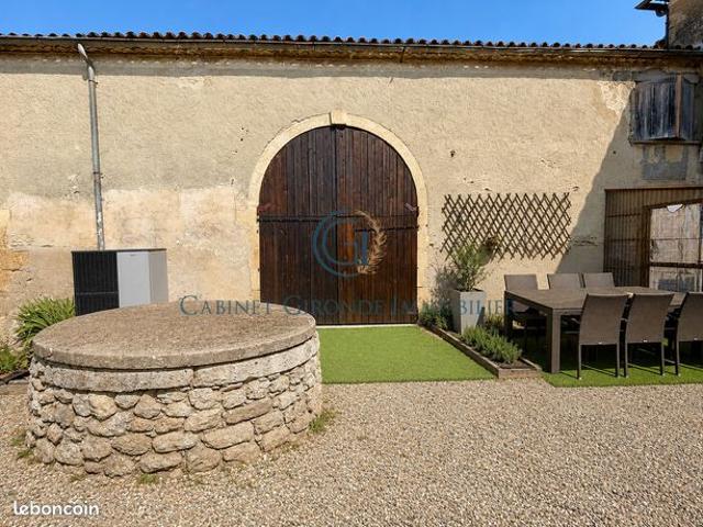 Maison de village 8 pièces 195 m²