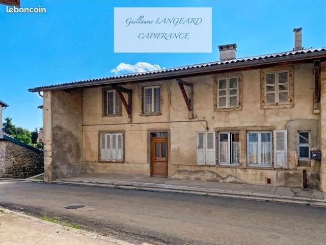 Maison de village 8 pièces 196 m²
