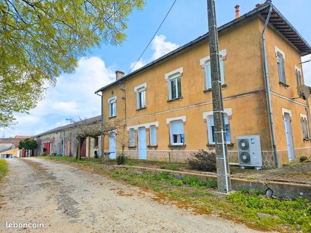Maison de village 8 pièces 200 m²