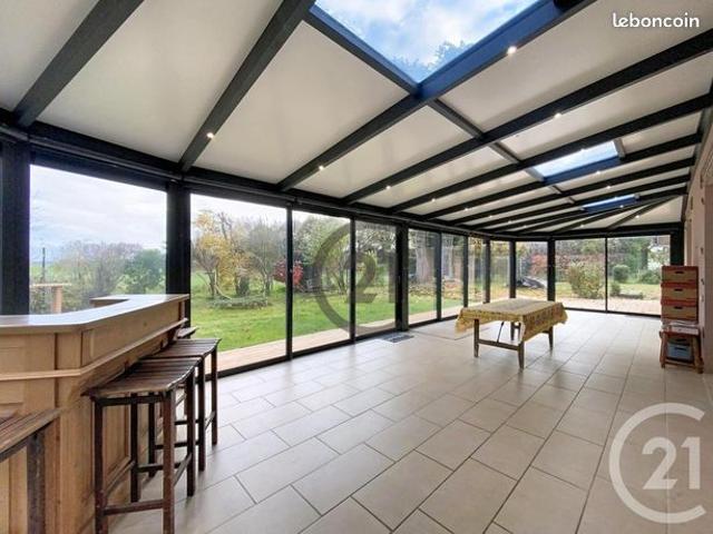 Maison de village 8 pièces 202 m²