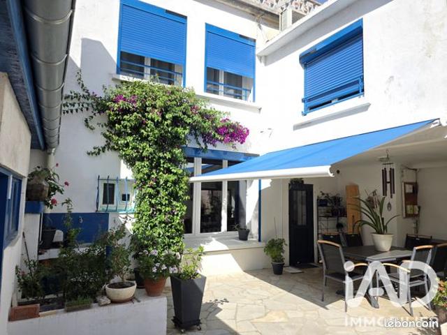 Maison de village 8 pièces 203 m²