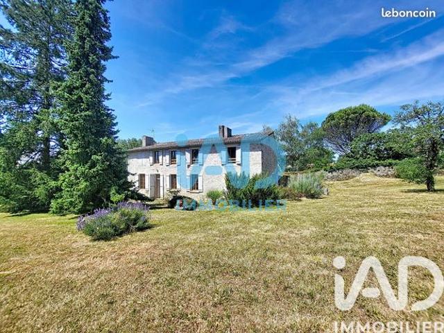 Maison de village 8 pièces 205 m²