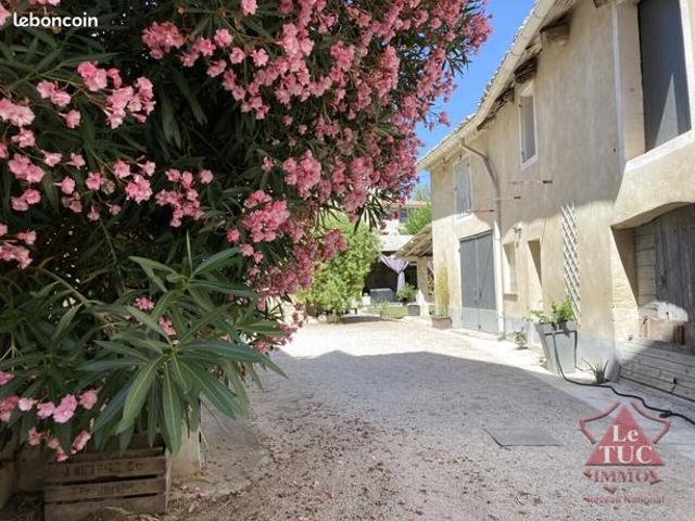 Maison de village 8 pièces 210 m²