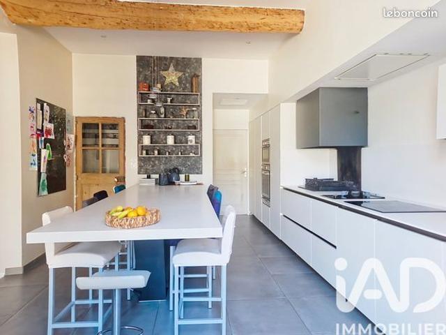 Maison de village 8 pièces 226 m²