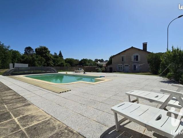 Maison de village 8 pièces 230 m²