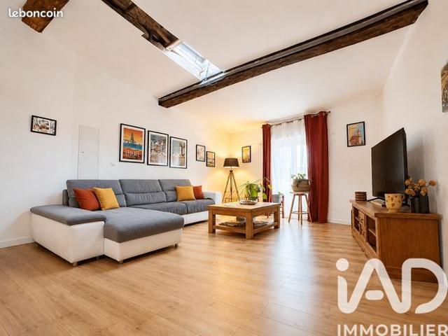 Maison de village 8 pièces 243 m²