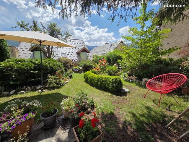 Maison de village 8 pièces 248 m²