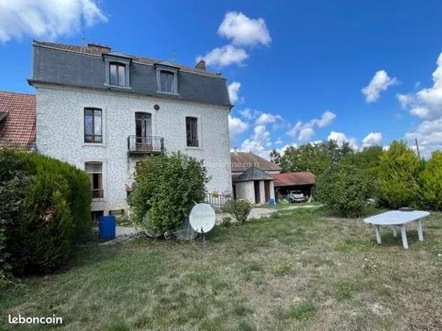 Maison de village 8 pièces 278 m²
