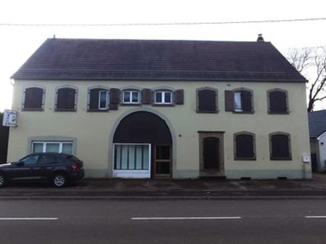 Maison de village 8 pièces 335 m²