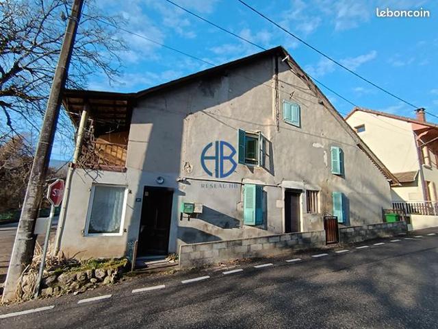 Maison de village 9 pièces 138 m²