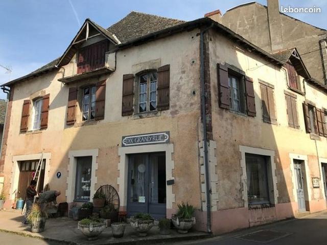 Maison de village 9 pièces 155 m²
