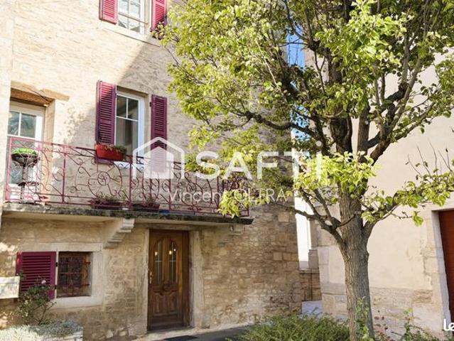 Maison de village 9 pièces 168 m²