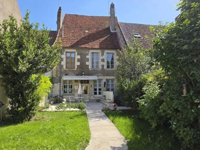Maison de village 9 pièces 170 m²