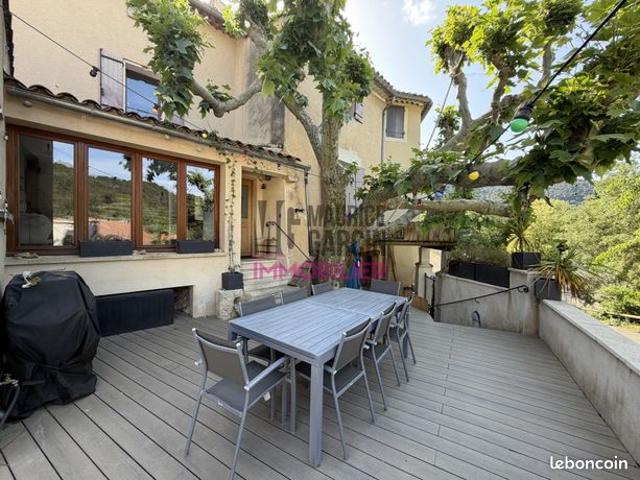 Maison de village 9 pièces 192 m²