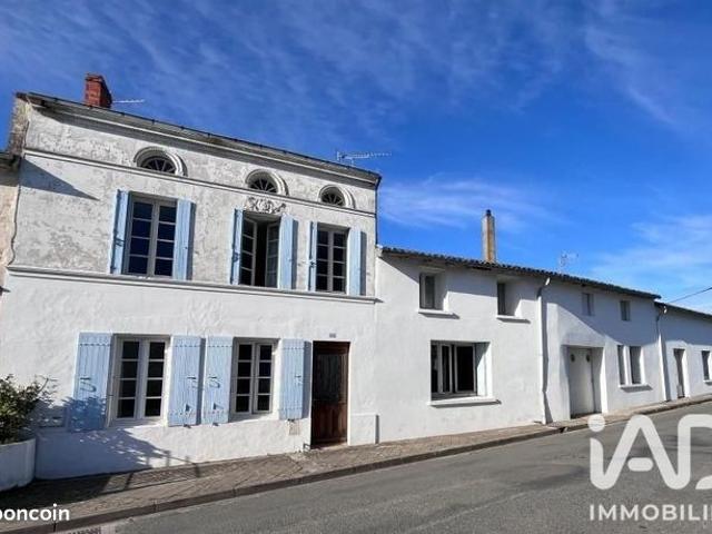 Maison de village 9 pièces 209 m²