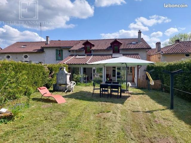 Maison de village 9 pièces 210 m²
