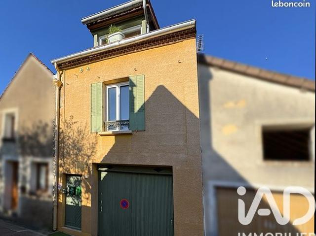 Maison de village 9 pièces 218 m²