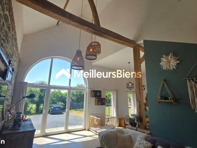Maison de village 9 pièces 222 m²