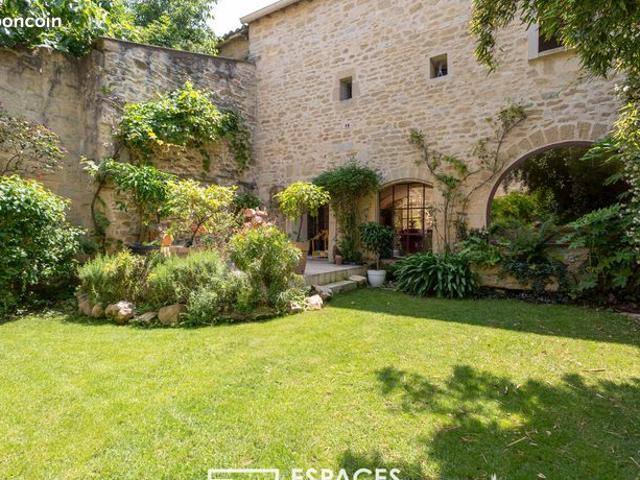 Maison de village 9 pièces 245 m²