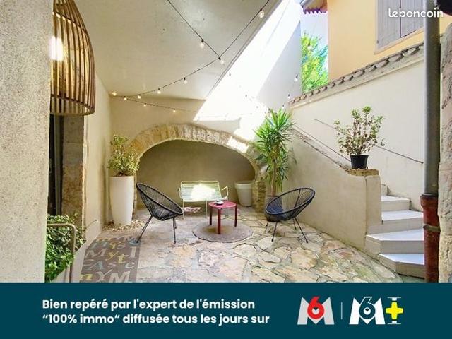 Maison de village 9 pièces 250 m²