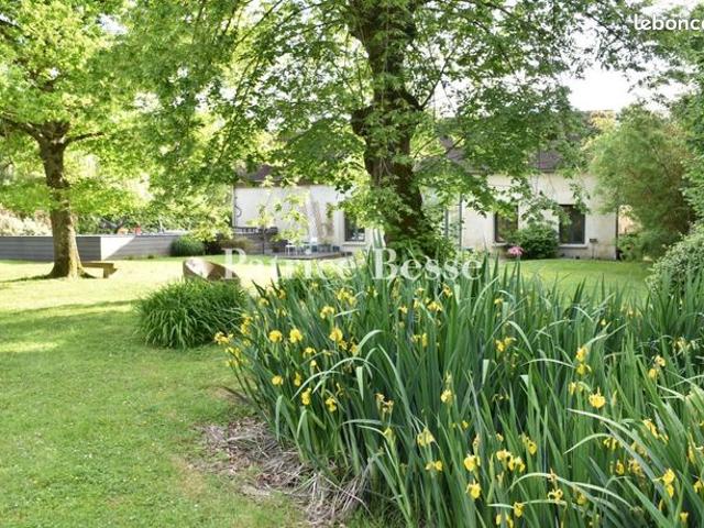 Maison de village 9 pièces 270 m²
