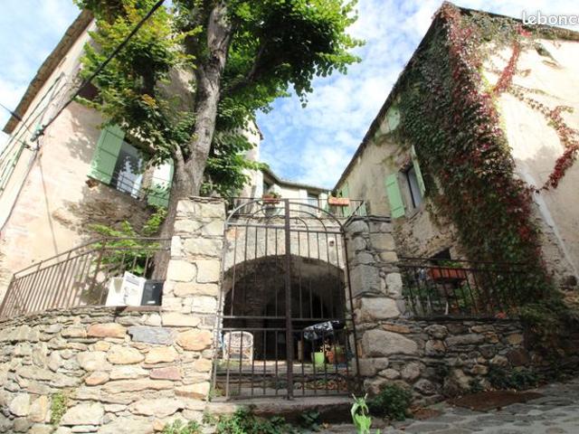 Maison de village 13 pièces 177 m²